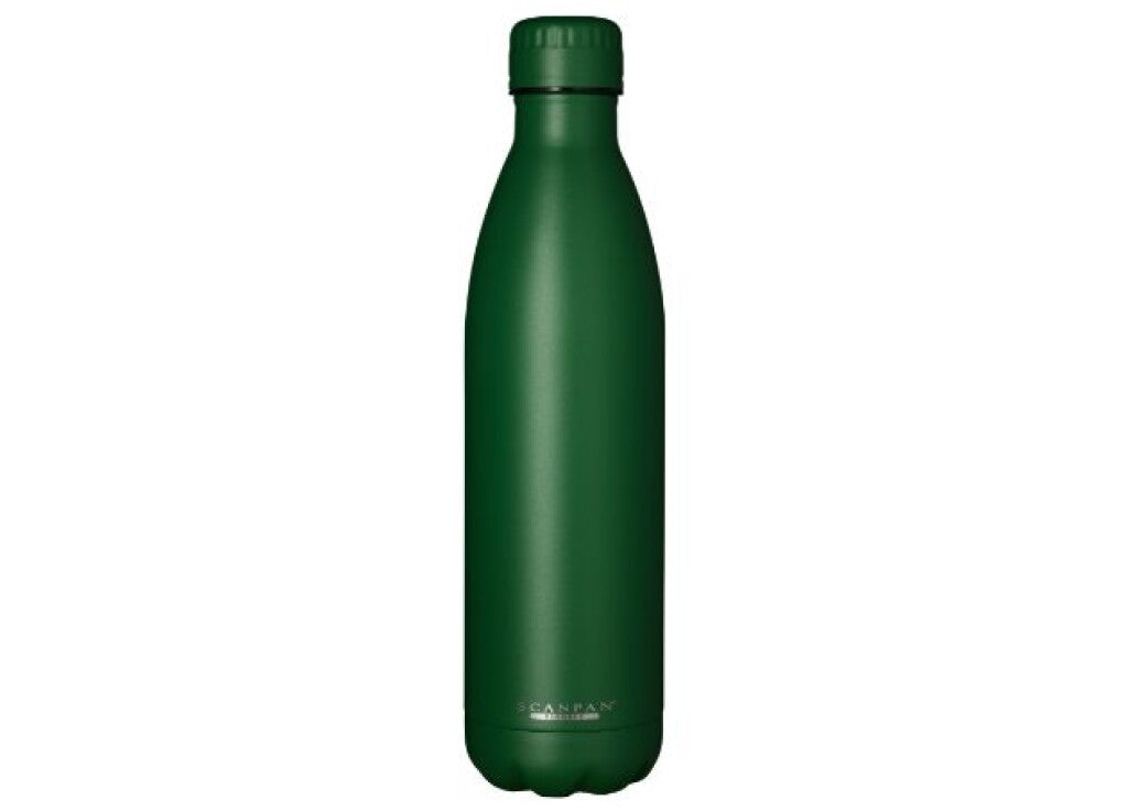 TO GO insulated bottle 750 ml in Forest green on a white background