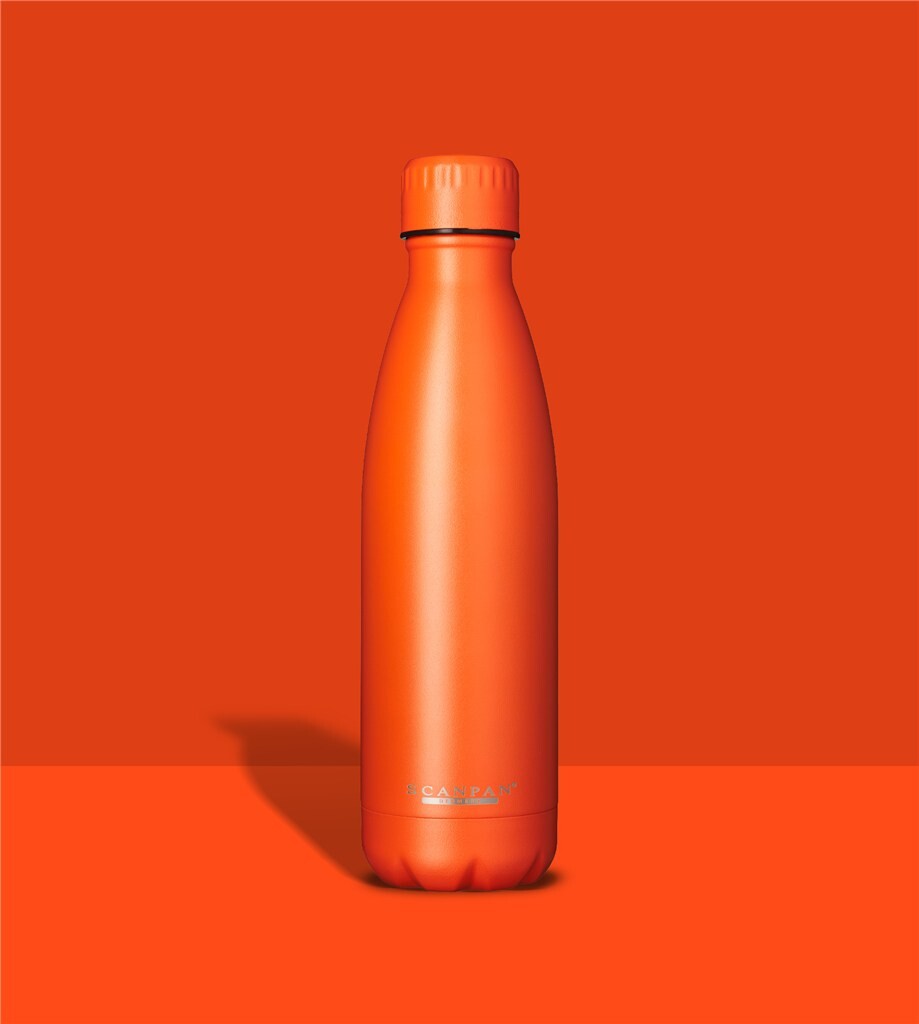 TO GO termoflaske 500 ml i farven Orange på matchende farvebaggrund