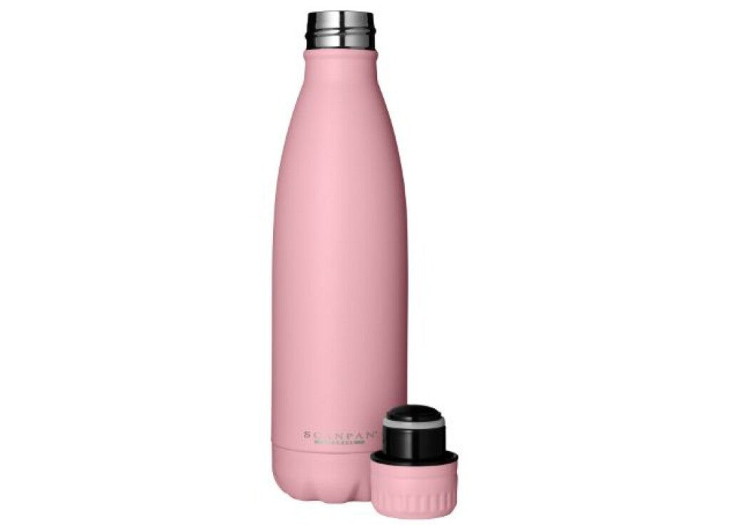 TO GO termoflaske 500 ml i farven Candy Pink vist i brug