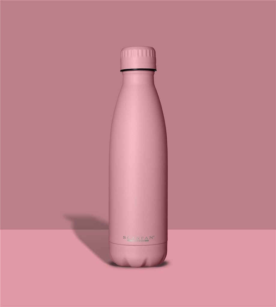 TO GO termoflaske 500 ml i farven Candy Pink på matchende farvebaggrund