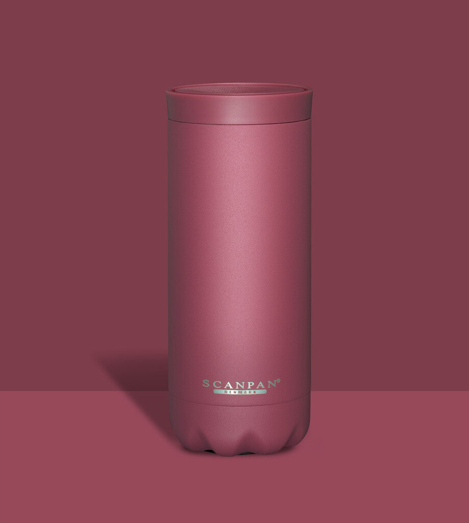 TO GO termokrus 287 ml i fargen Persian Red mot matchende bakgrunn