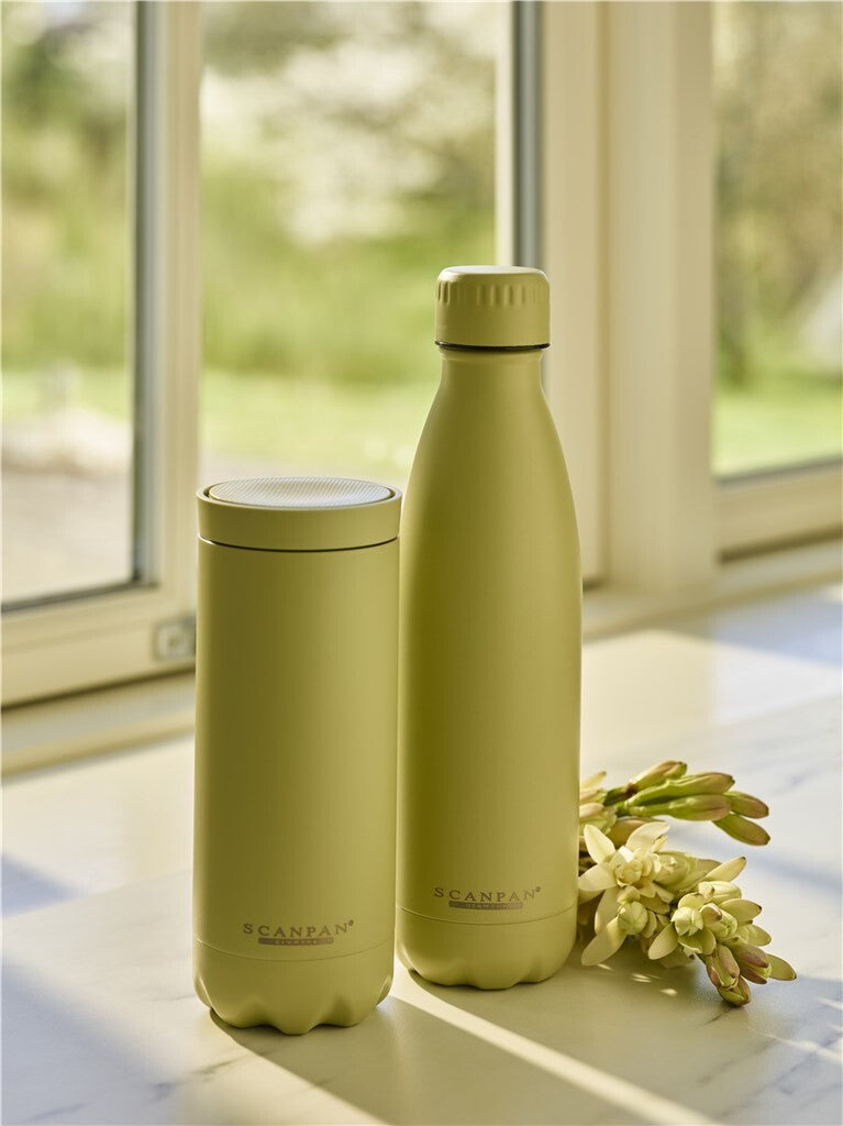 TO GO termokrus 287 ml i fargen Weeping Willow vist i bruk