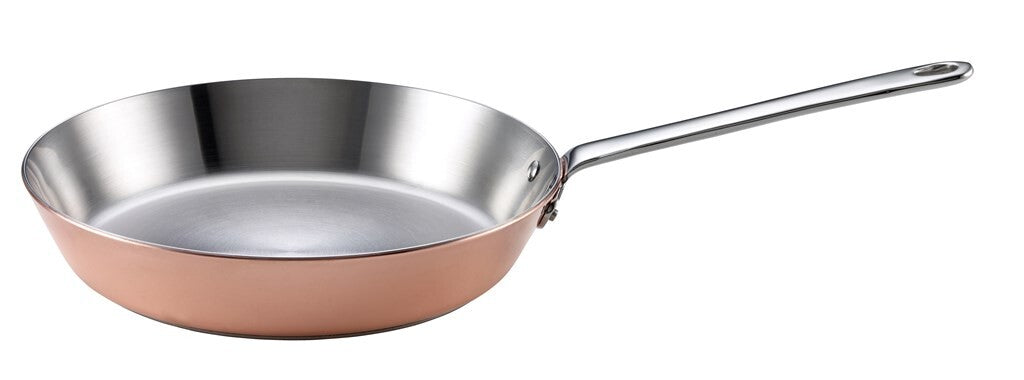 SCANPAN Maitre D' stegepande 24 cm i kobber set fra siden