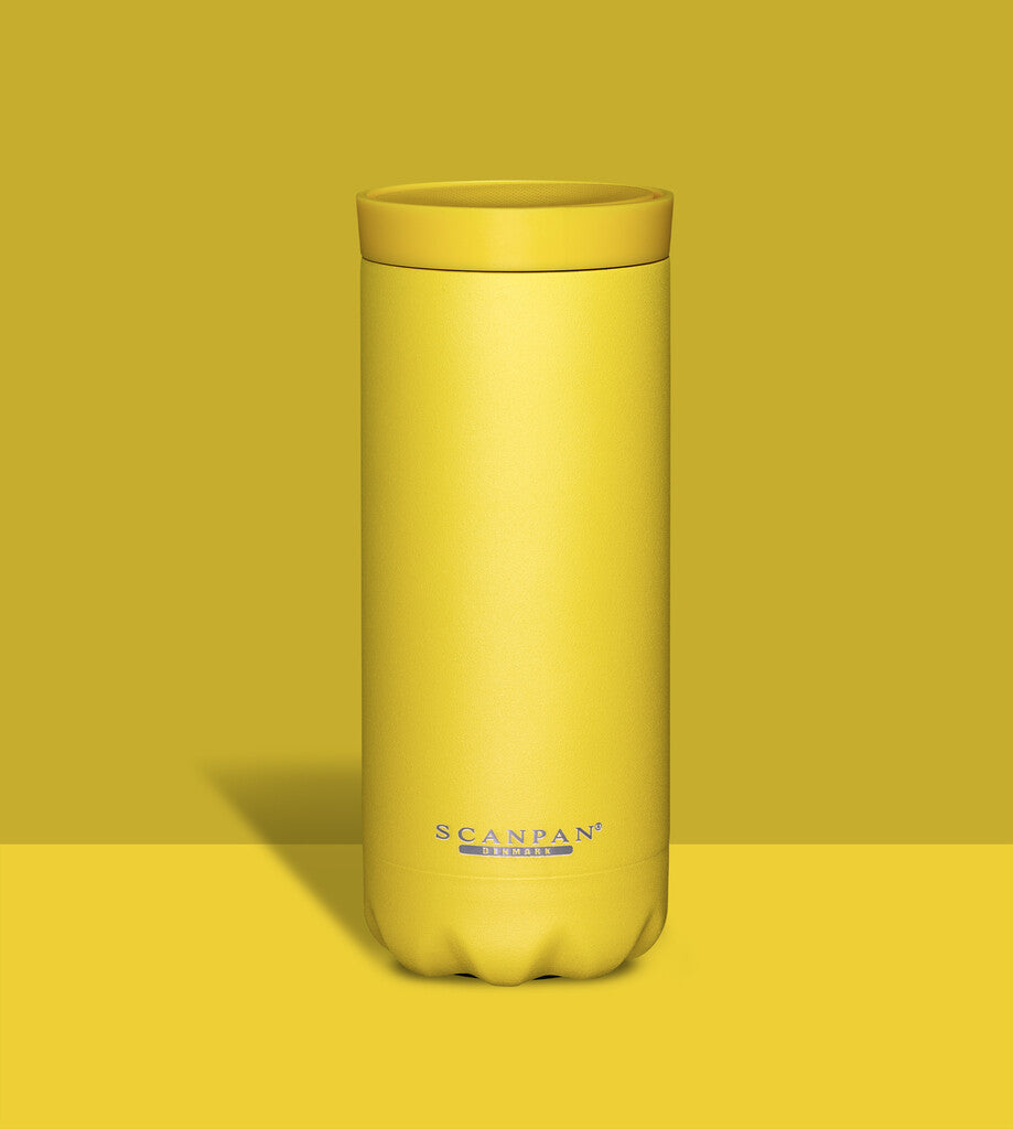 TO GO termokrus 287 ml i fargen Primrose yellow mot matchende bakgrunn
