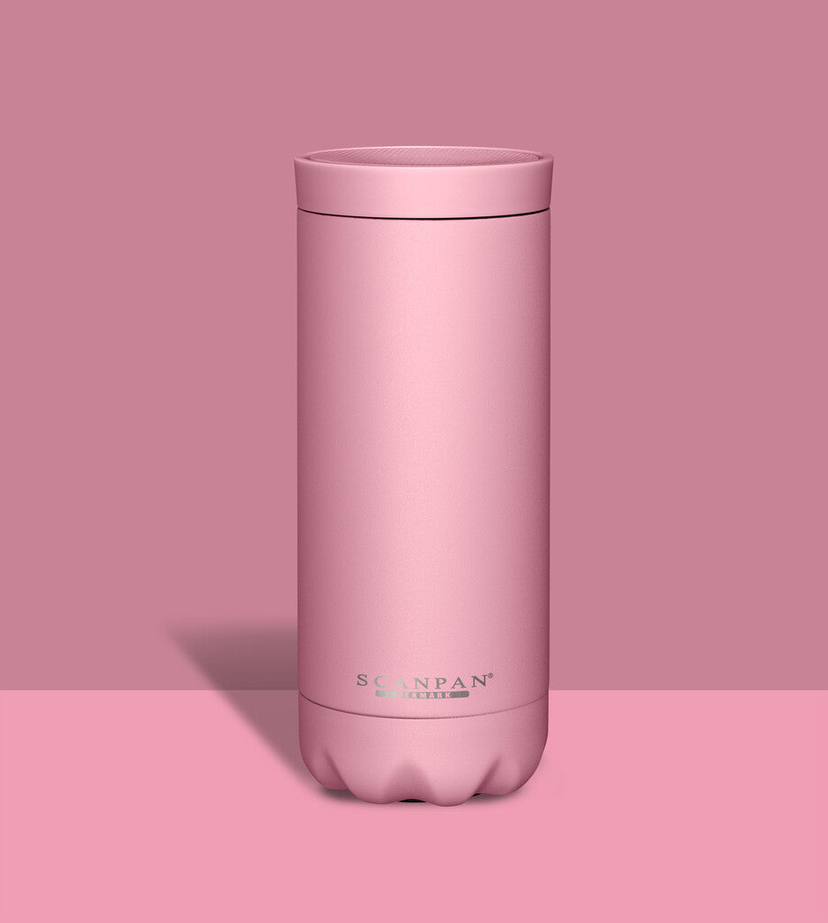 TO GO termokrus 287 ml i fargen Candy Pink mot matchende bakgrunn