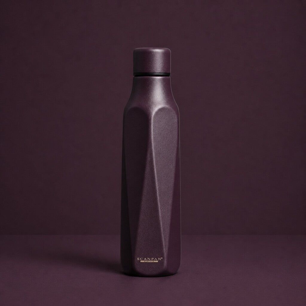 TO GO Explore thermosfles 500 ml in de kleur Plum op een bijpassende achtergrond