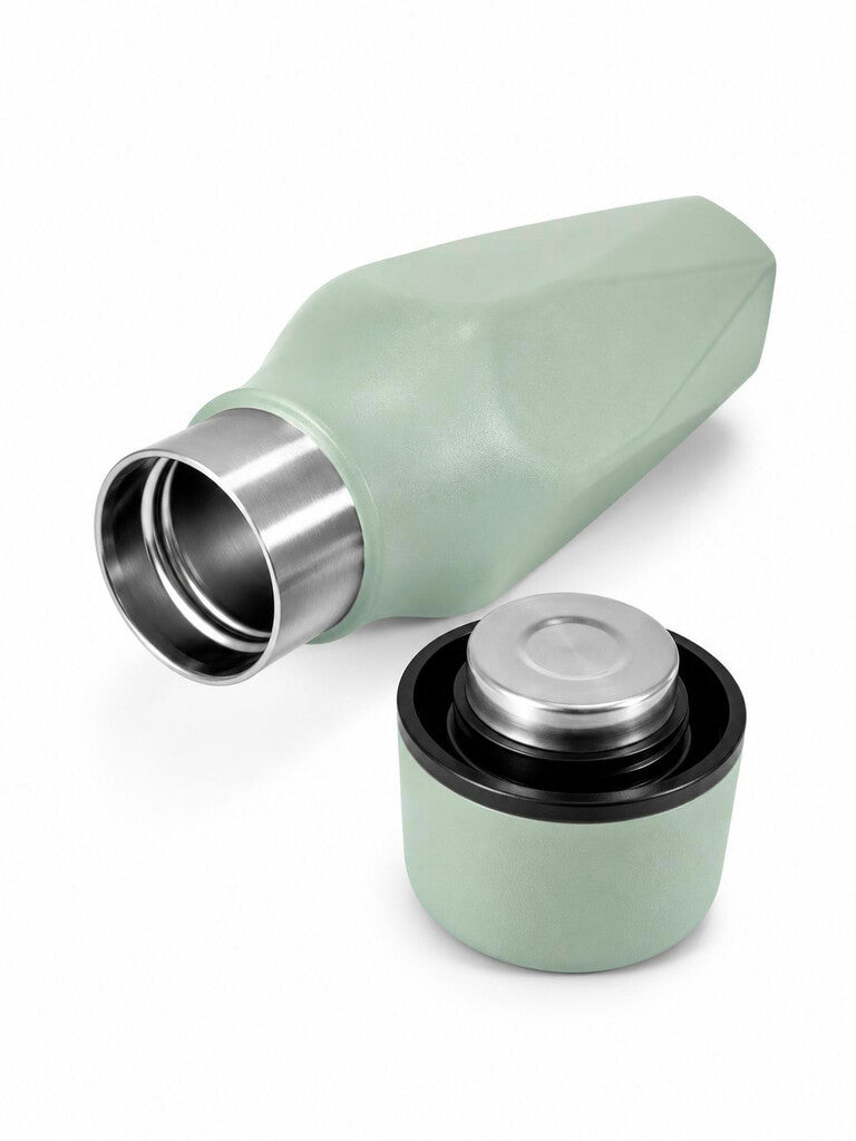 Detail van de TO GO Explore thermosfles 500 ml in de kleur Eucalyptus
