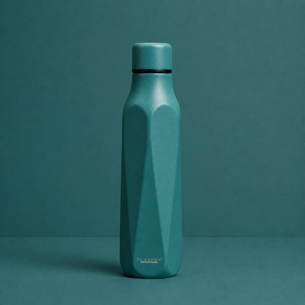 TO GO Explore thermosfles 500 ml in de kleur Agave op een bijpassende achtergrond