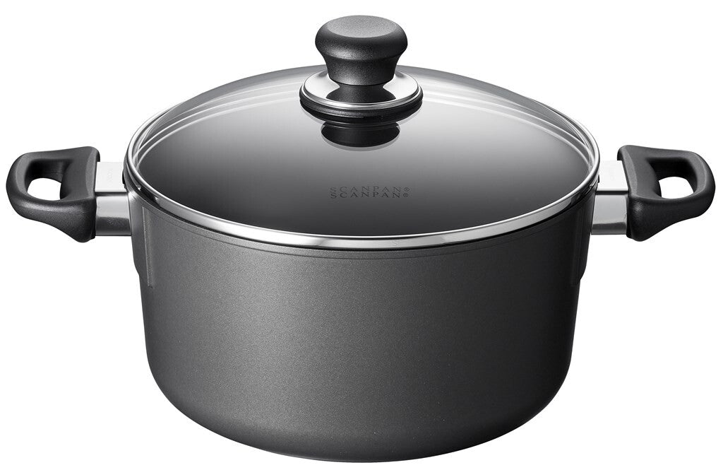 SCANPAN Classic Induction gryde 24 cm med glaslåg set fra siden