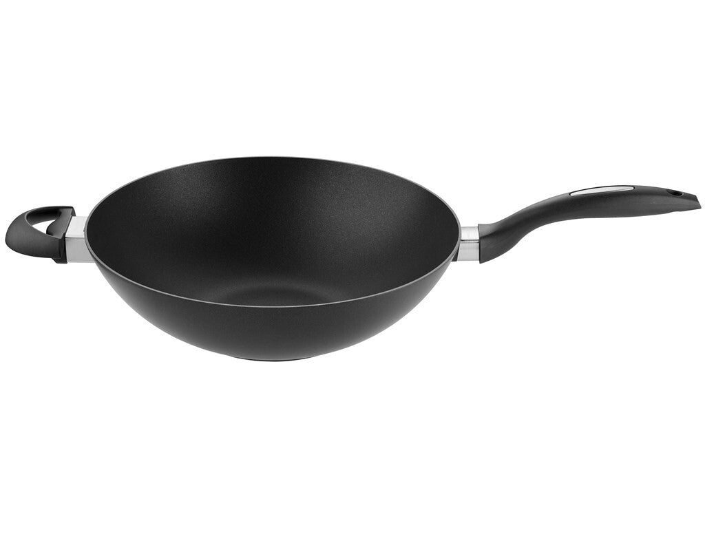 IQ wok