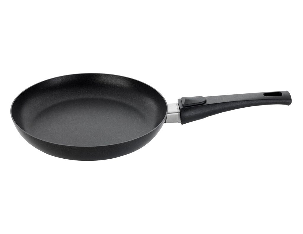 Urban Pfanne 24 cm – von der Seite