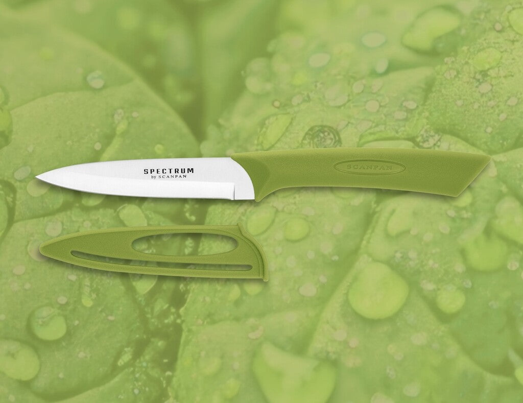 Spectrum vegetable knife in Spinach Green on a white background