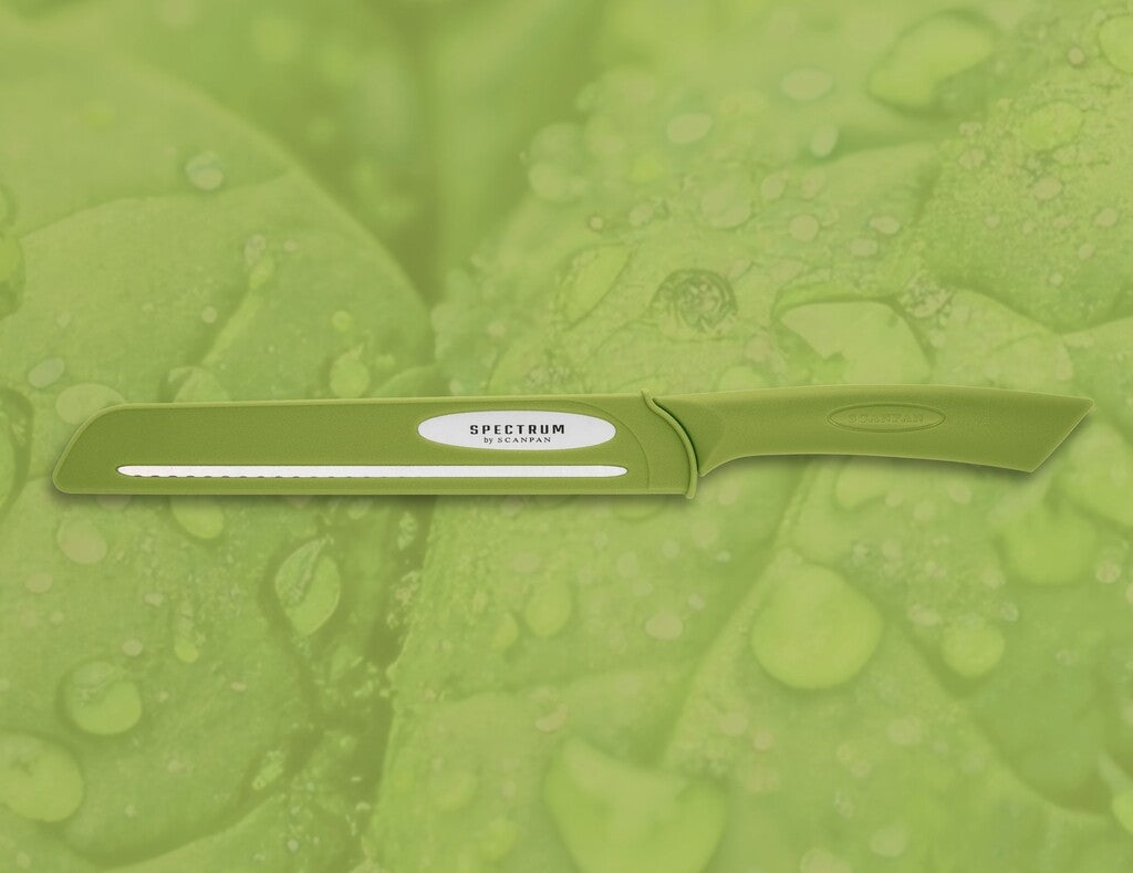 Spectrum broodmes in de kleur Spinach Green in gebruik