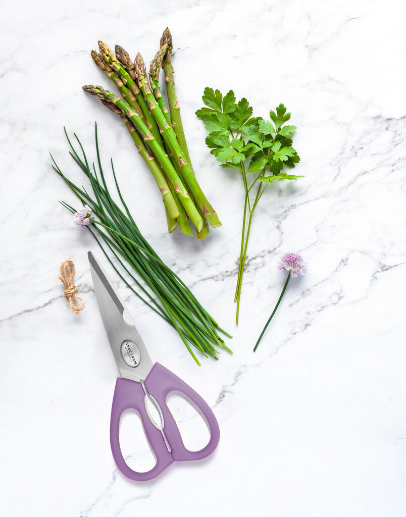 Spectrum kitchen scissors in Dusty Lavender on a white background