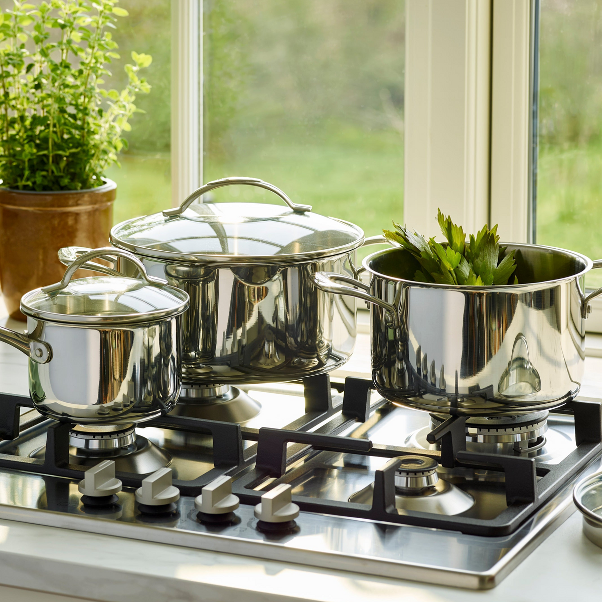 Using SCANPAN stainless steel cookware