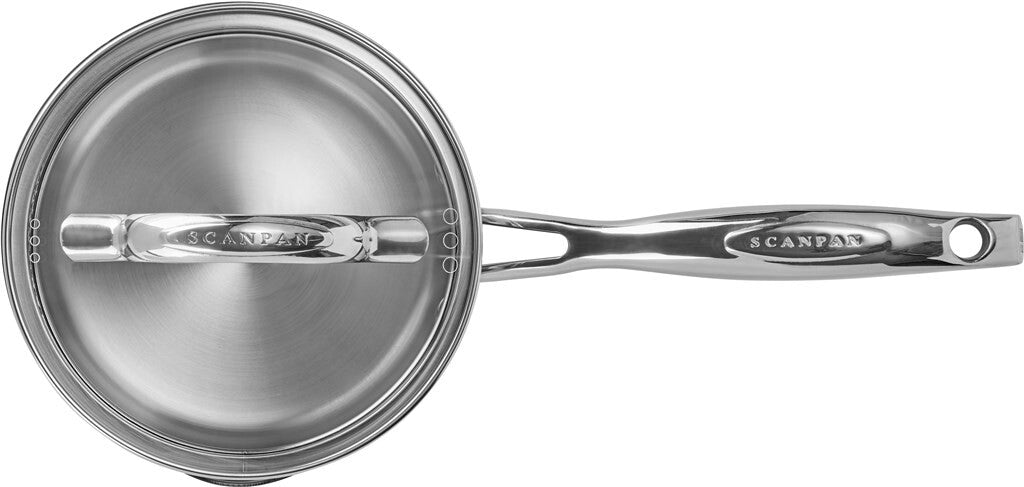 STS kasserolle 14 cm i rustfrit stål set fra siden