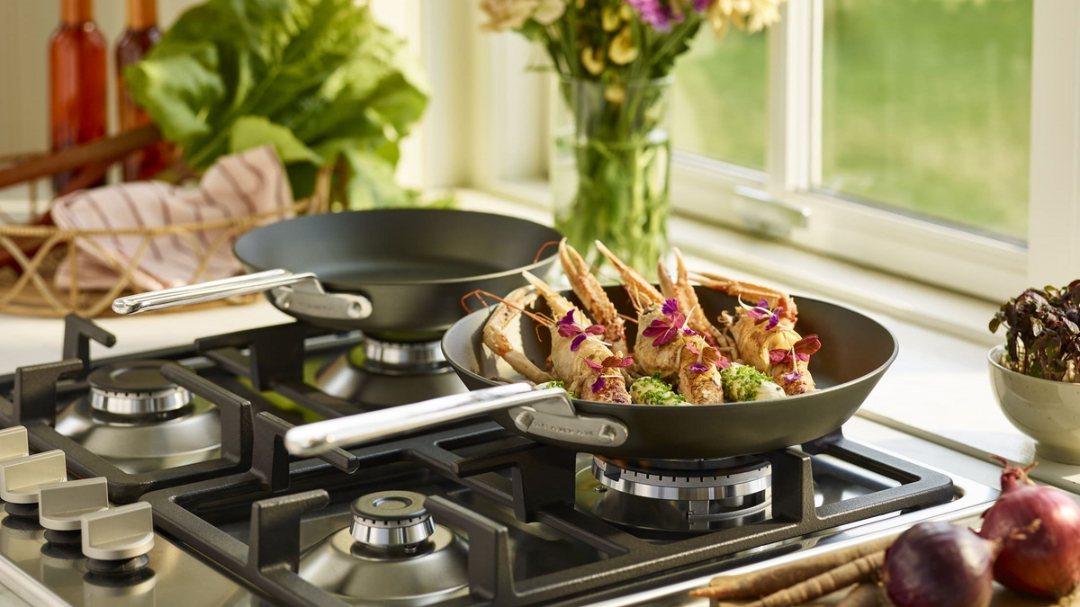 SCANPAN Black Iron-pande