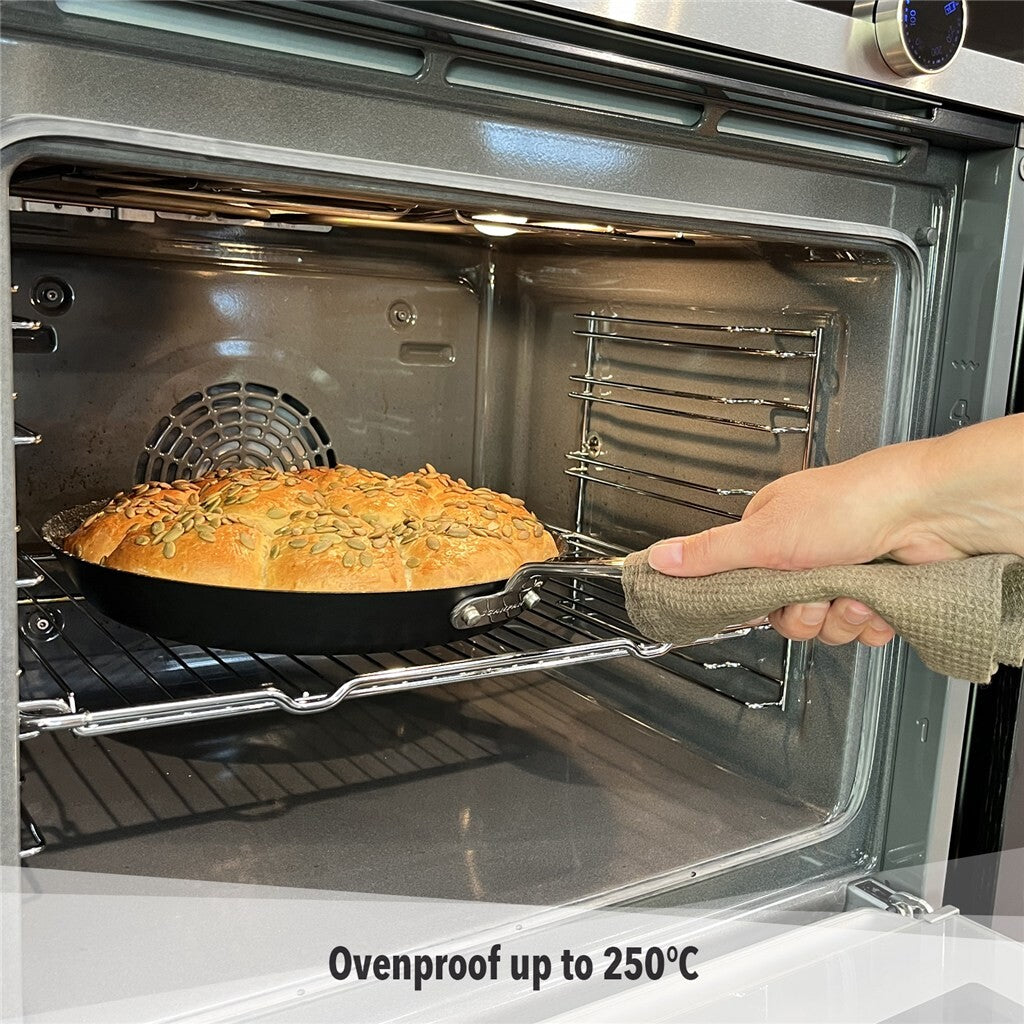 TechnIQ Modern frying pan suitable for oven use